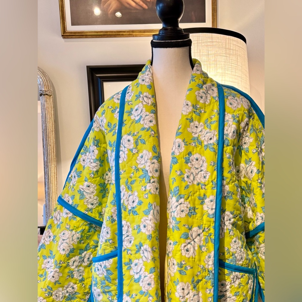 ๐งต HANDMADE (by me!) Floral Quilt Coat Jacket with Blue Trim M-XL - Picture 6 of 15